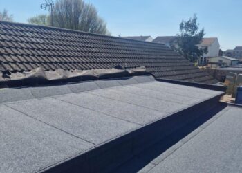 Flat roofing contractors near me